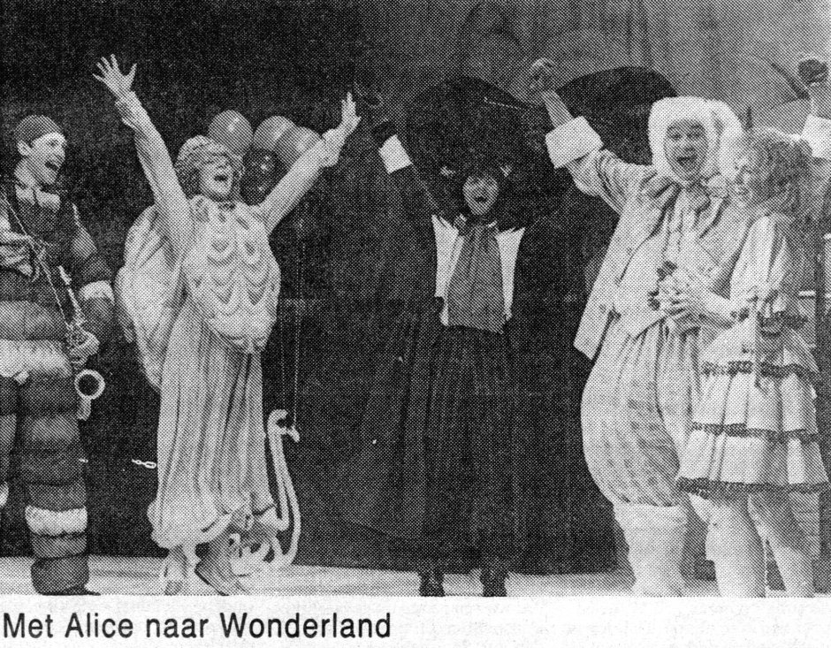 Kris Fleerackers in a touring production of Alice in Wonderland